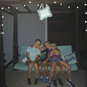 Meet your Posher, Hanna